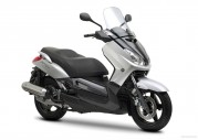 Yamaha X-Max 125